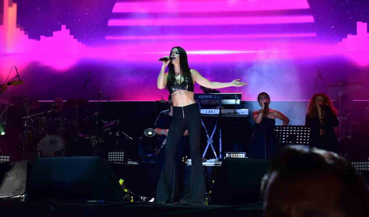 MUT İLÇESİNDE DÜZENLENEN KARACAOĞLAN KAYISI KÜLTÜR VE SANAT FESTİVALİ’NİN 64’ÜNCÜSÜ KONSERLERLE...