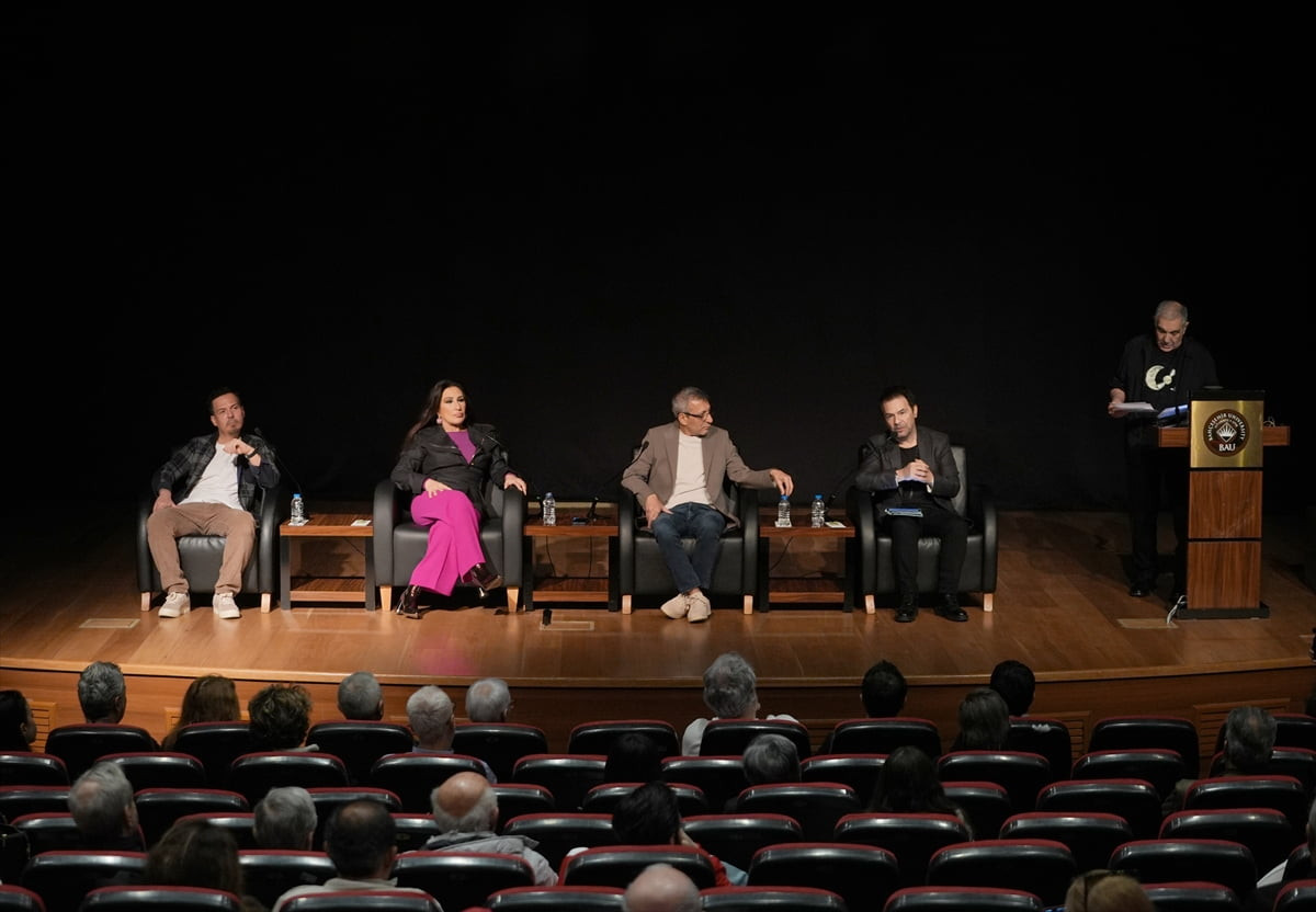 Müzik Yorumcuları Meslek Birliği (MÜYORBİR) tarafından düzenlenen "45'liklerden Dijital...