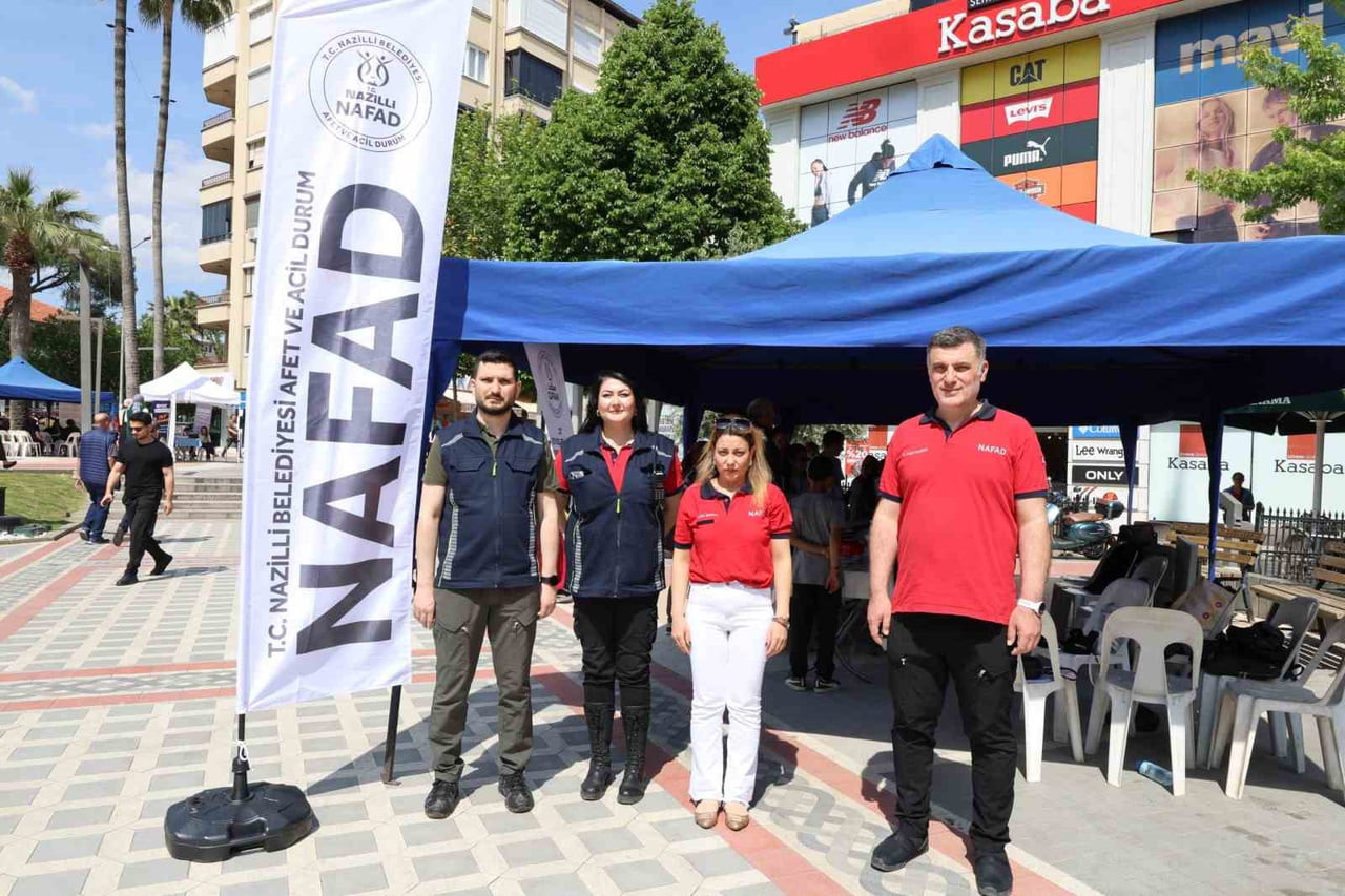 NAFAD STANDINA VATANDAŞLAR İLGİ GÖSTERDİ