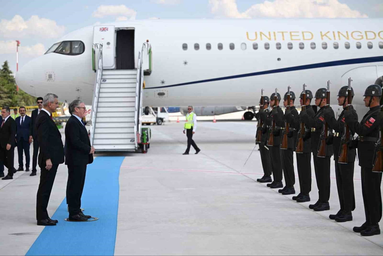 NATO LİDERLER ZİRVESİ KAPSAMINDA, İNGİLTERE BAŞBAKANI KEİR STARMER VE KARADAĞ BAŞBAKANI MİLOJKO...