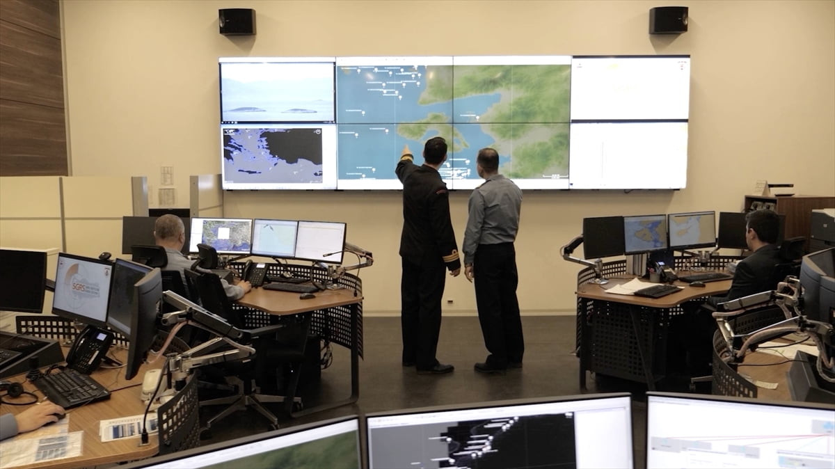 NATO, modern ordularda "haberleşmenin beyni" olarak nitelendirilen ve tüm unsurların uyum içinde...