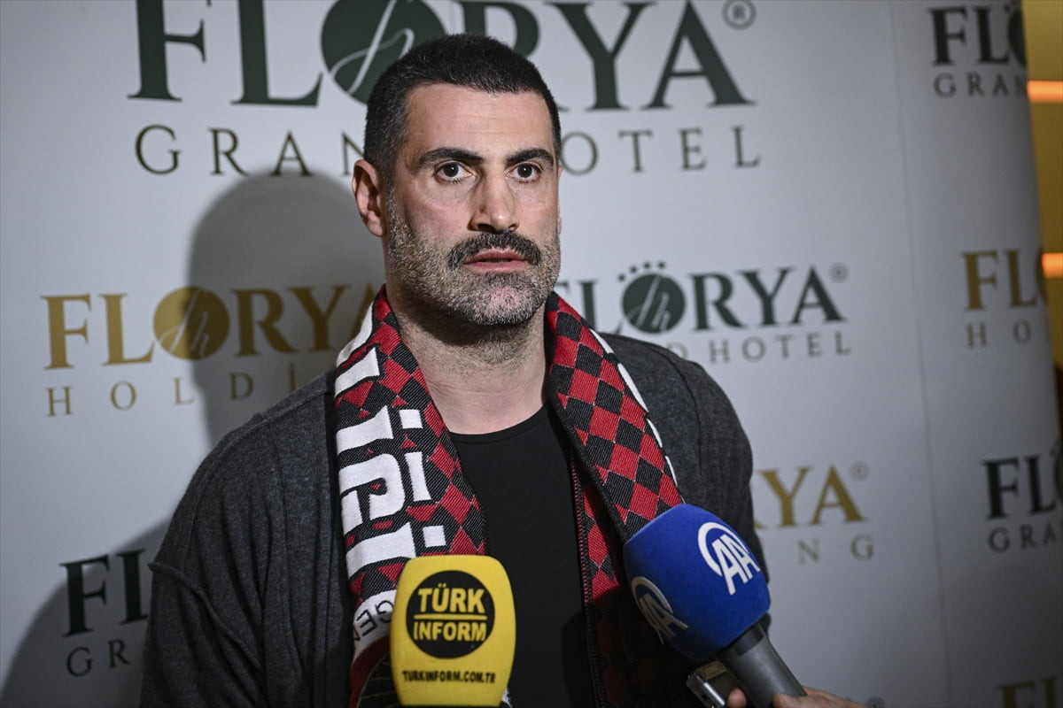 Natura Dünyası Gençlerbirliği'nin teknik direktörü Volkan Demirel, Gençlerbirliği'nin 103. yıl...