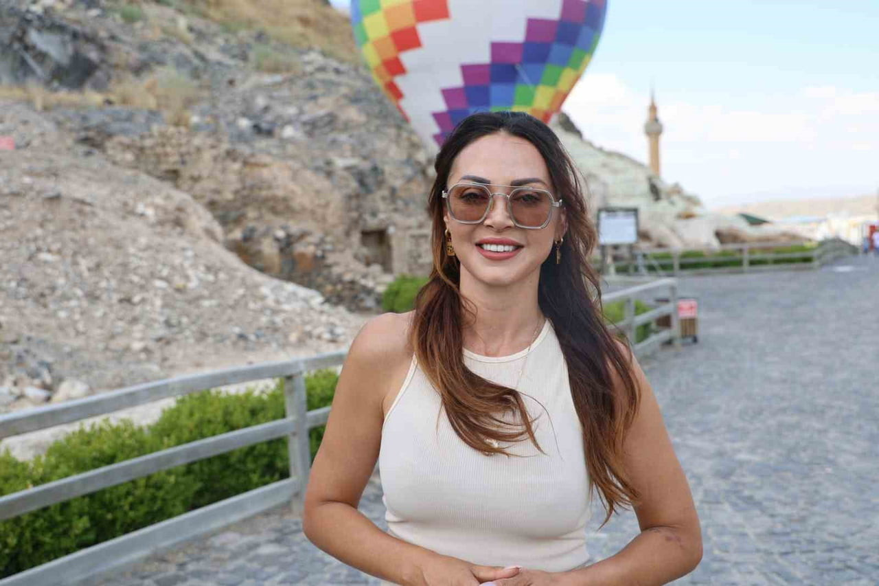 NESLİHAN YAŞAR