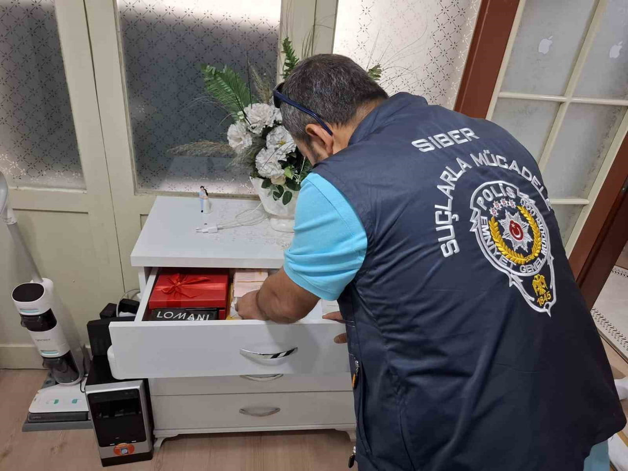 NEVŞEHİR MERKEZLİ 27 İLDE YASA DIŞI BAHİS ŞEBEKESİNE YÖNELİK DÜZENLENEN EŞ ZAMANLI OPERASYONDA 91...
