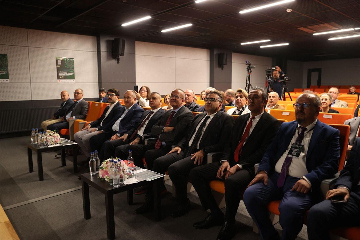 Nevşehir'de Kapadokya Üniversitesi tarafından "1. Uluslararası Çevreci Dijital Yönetişim...
