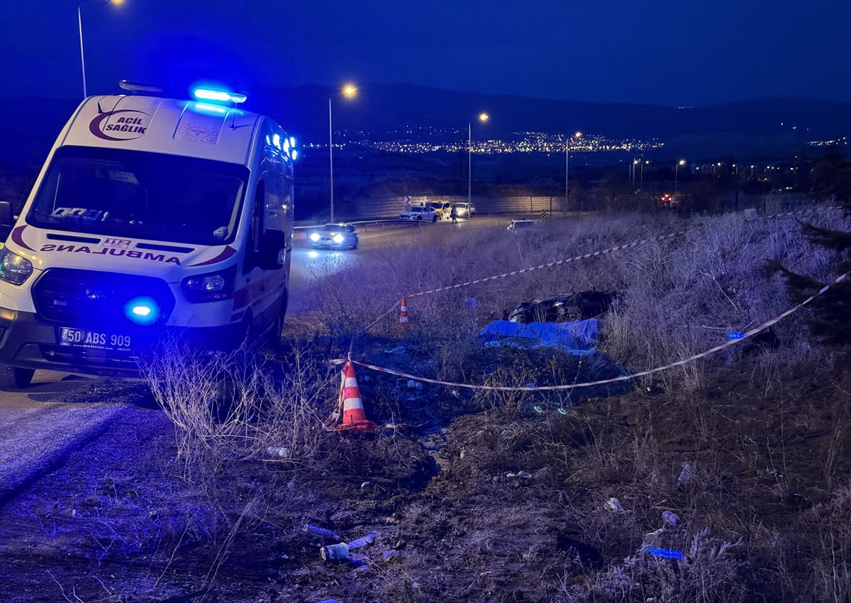 Nevşehir'de motosikletin devrilmesi sonucu sürücüsü yaşamını yitirdi.