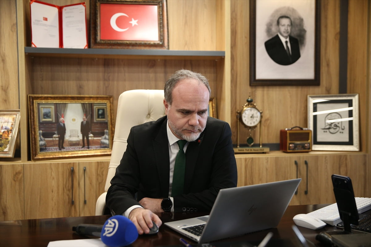 Niğde Ömer Halisdemir Üniversitesi Rektörü Prof. Dr. Hasan Uslu, Anadolu Ajansının (AA) gözünden...