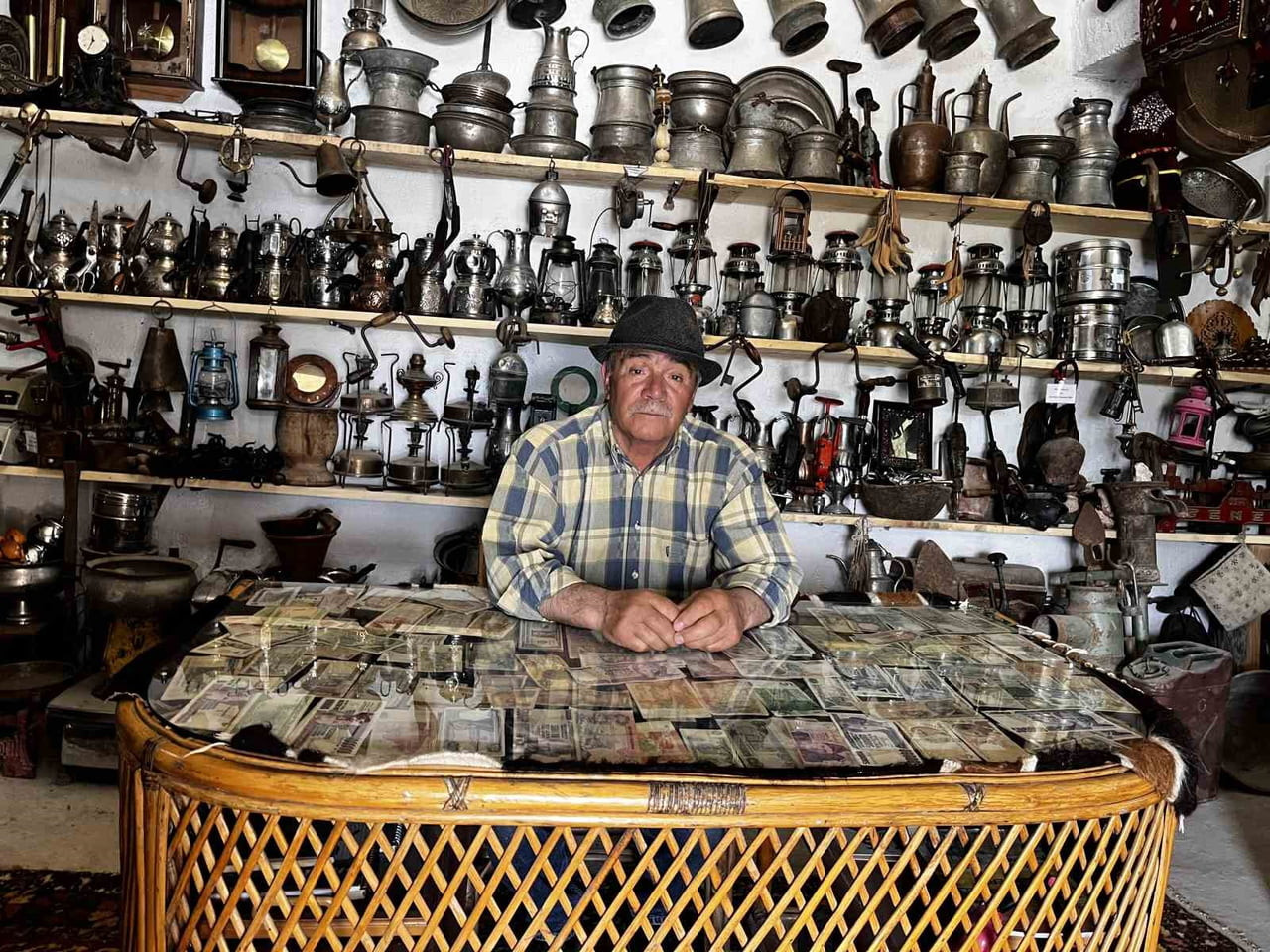 NİĞDE'DE 70 YAŞINDAKİ EMEKLİ SÜLEYMAN EROL; SUUDİ ARABİSTAN'DA ZİYARET ETTİĞİ HİCAZ DEMİRYOLU'NUN...