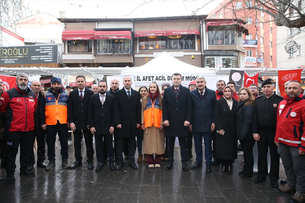 Nİğde'de Kahramanmaraş merkezli 6 Şubat 2023'te meydana gelen depremlerde hayatını kaybedenler...