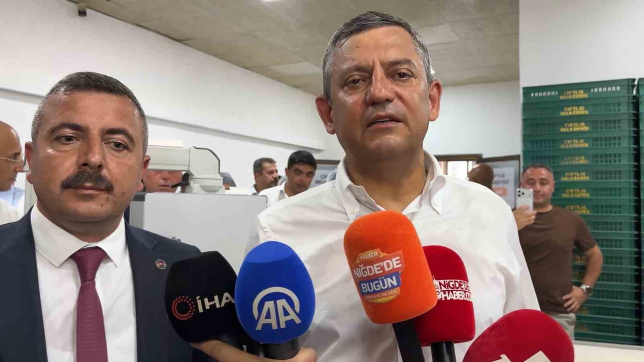 NİĞDE'NİN ÇİFTLİK İLÇESİNDE BELEDİYE TARAFINDAN HİZMETE KAZANDIRILAN HALK EKMEK FIRINININ...