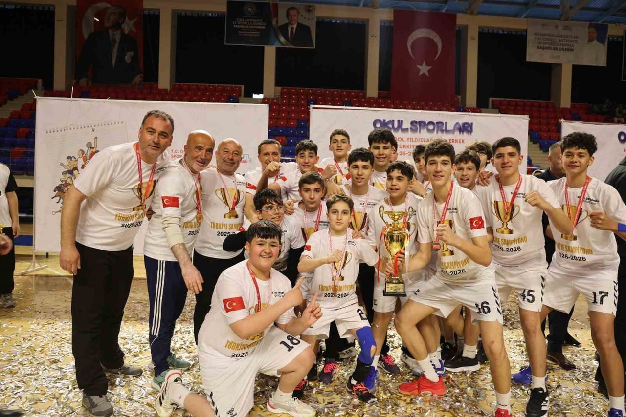 NİĞDE’DE 2025–2026 EĞİTİM ÖĞRETİM YILI OKUL SPORLARI HENTBOL YILDIZ KIZ VE ERKEK TÜRKİYE...