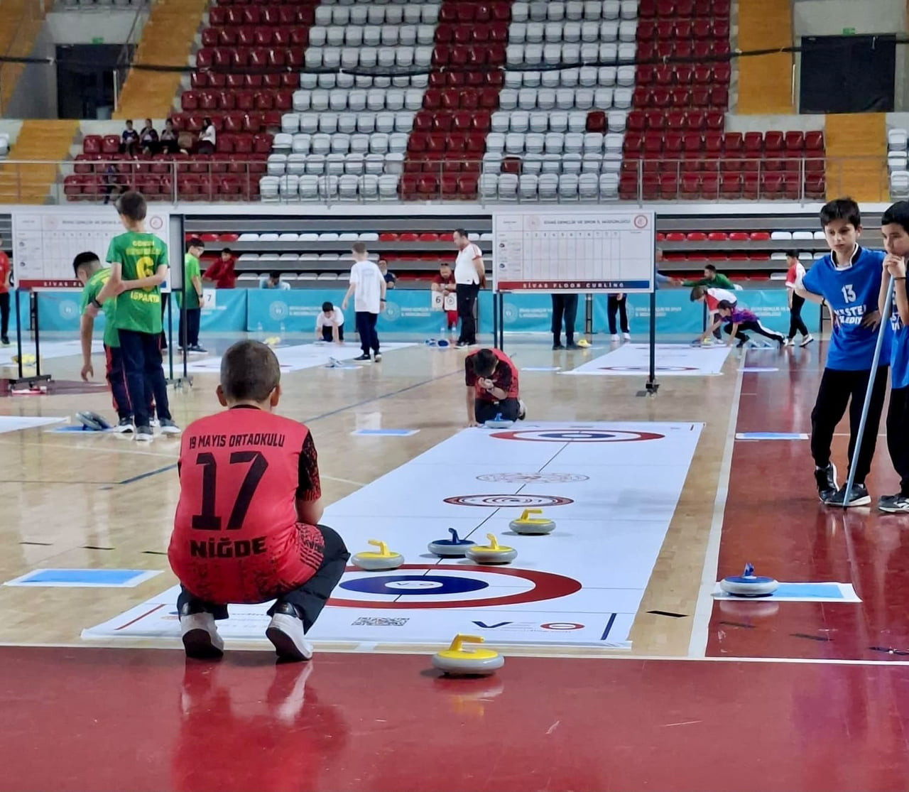 NİĞDELİ SPORCULAR TÜRKİYE ŞAMPİYONASI’NDA KÜRSÜYE ÇIKTILAR