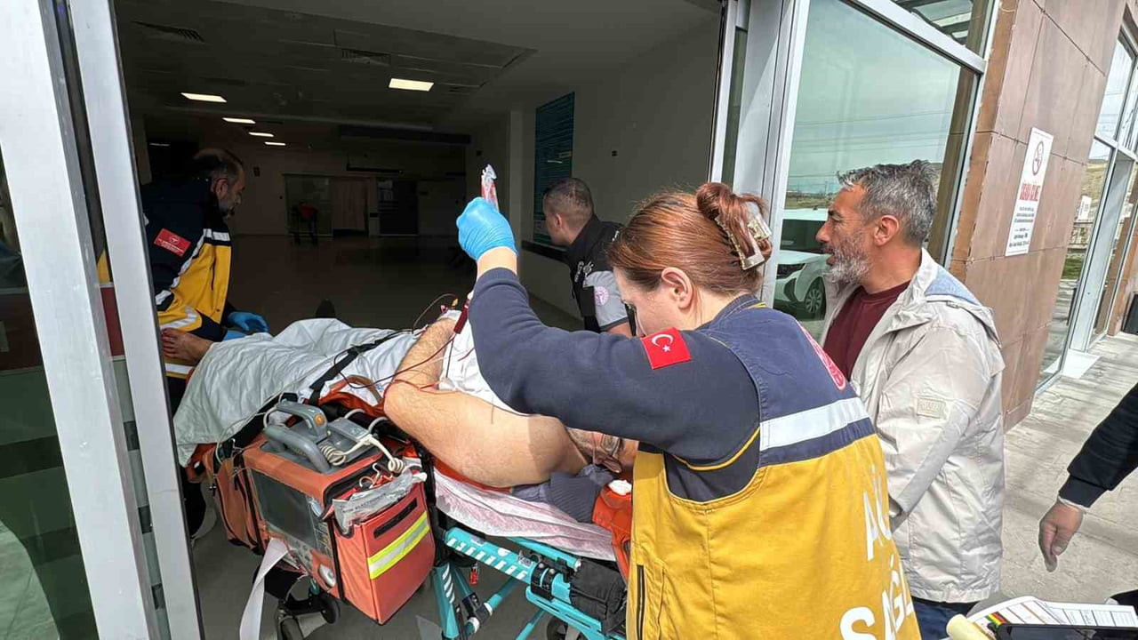 NİĞDE’NİN BOR İLÇESİNDE BİR KİŞİ, ÖNCE BOŞANMA AŞAMASINDA OLDUĞU EŞİNİ ARDINDAN DA KENDİNİ...