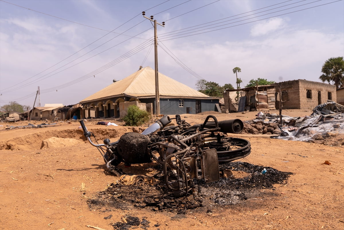 Nijerya’nın Kwara eyaletinin Woro ve Nuku bölgelerinde silahlı grupların düzenlediği saldırılarda...