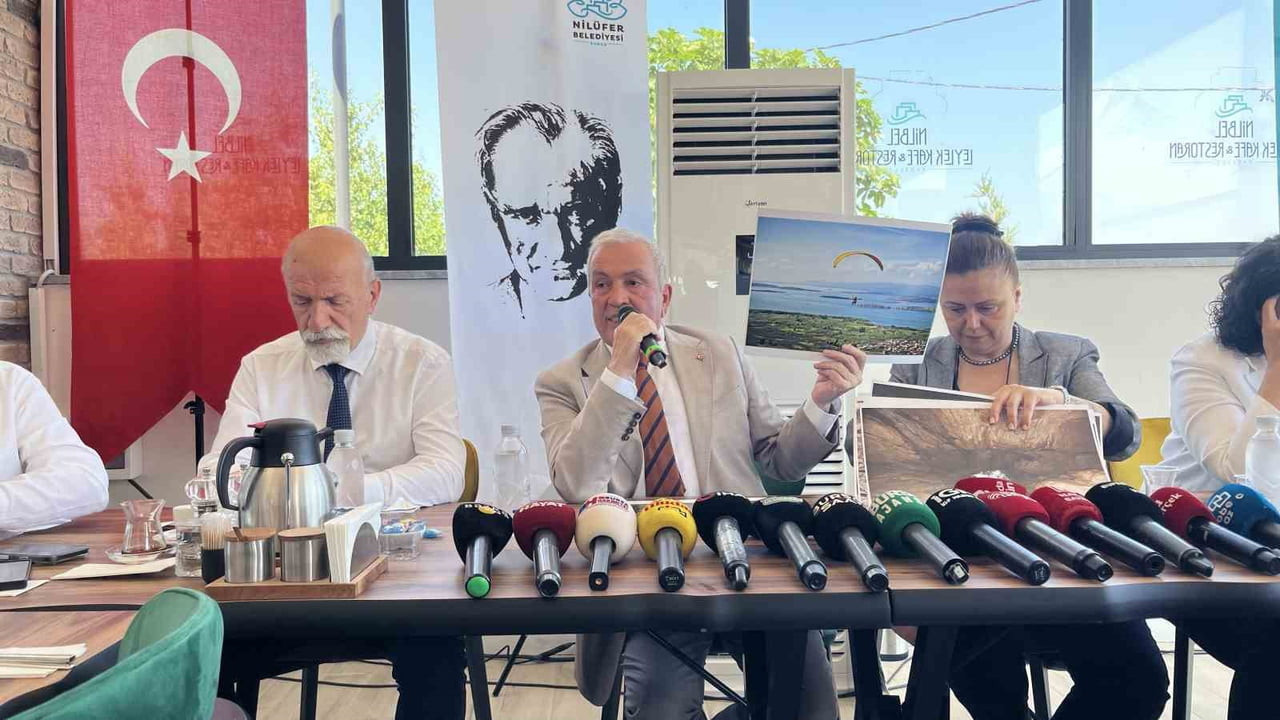 NİLÜFER BELEDİYE BAŞKANI ŞADİ ÖZDEMİR, PROGRAMDA AÇIKLAMALARDA BULUNDU