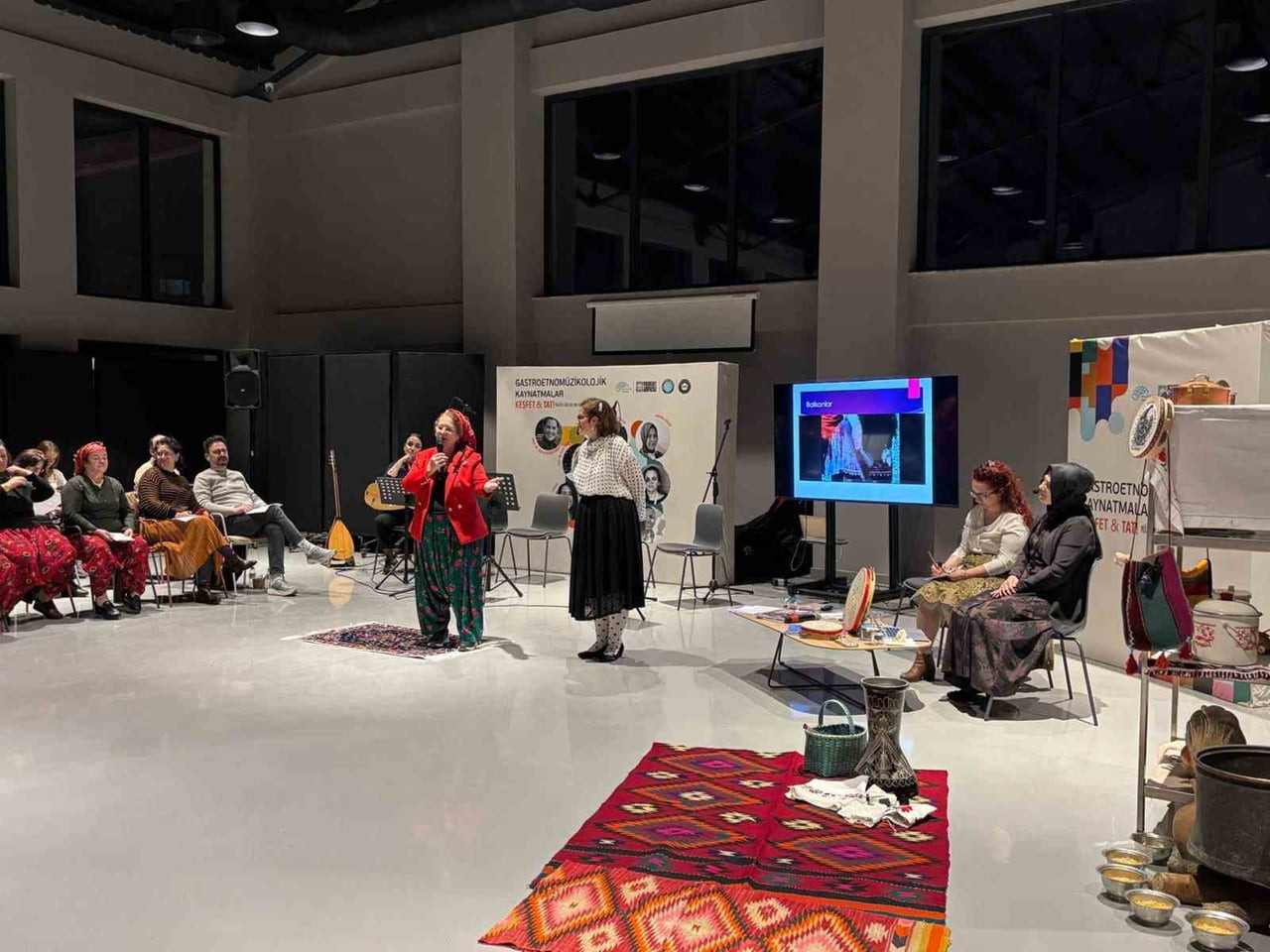 NİLÜFER BELEDİYESİ TARAFINDAN DÜZENLENEN GASTROETNOMÜZİKOLOJİK KAYNATMALAR ETKİNLİĞİNDE BU AY...