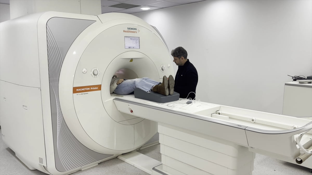 Nörobilim ve Nöroteknoloji Mükemmeliyet Ortak Uygulama ve Araştırma Merkezi (NÖROM) tarafından...