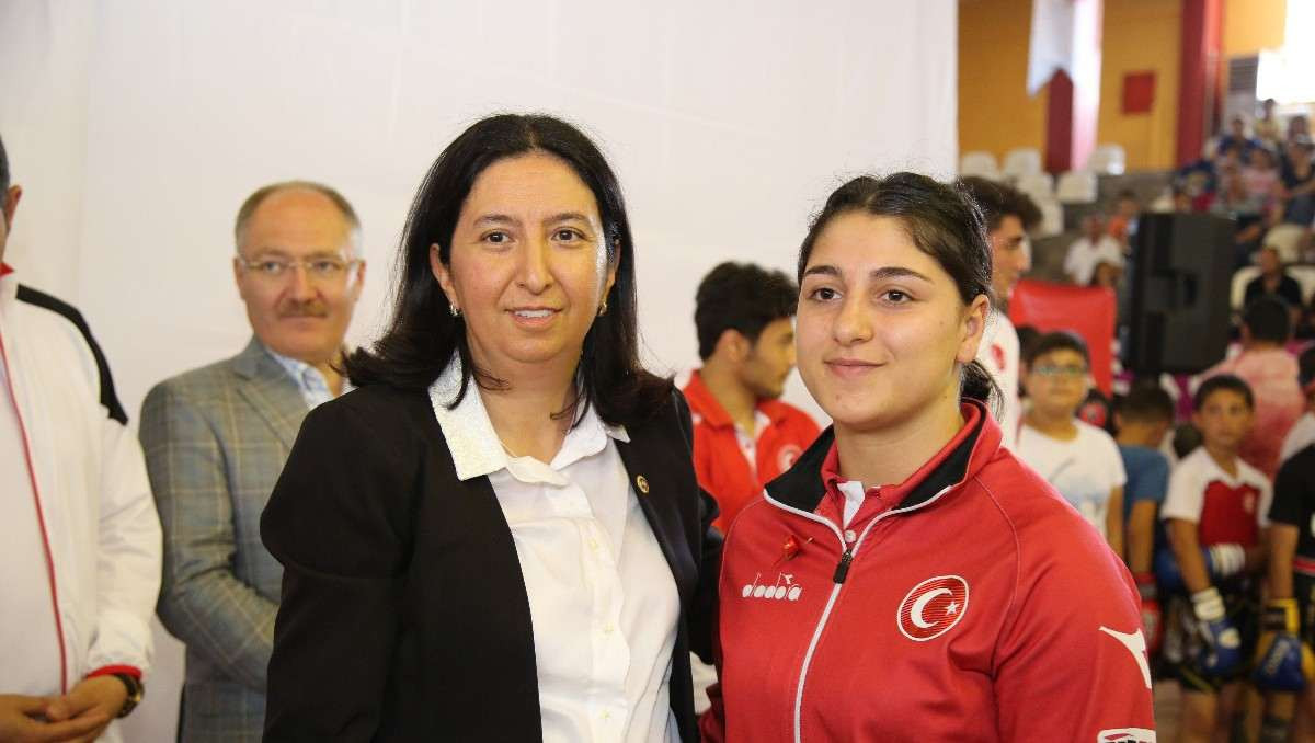 Nurdan Almalı