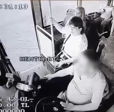 OLAY ANI GÜVENLİK KAMERASINA YANSIDI