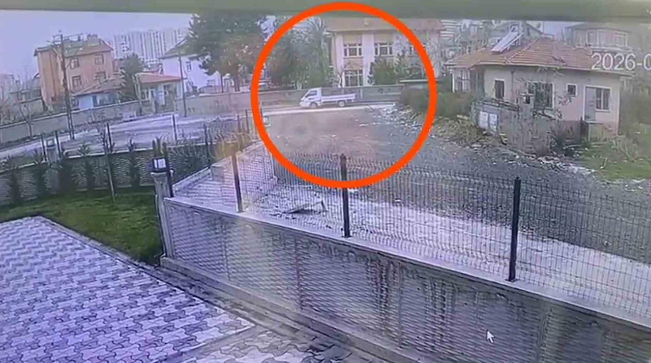 OLAY GÜVENLİK KAMERASINA YANSIDI