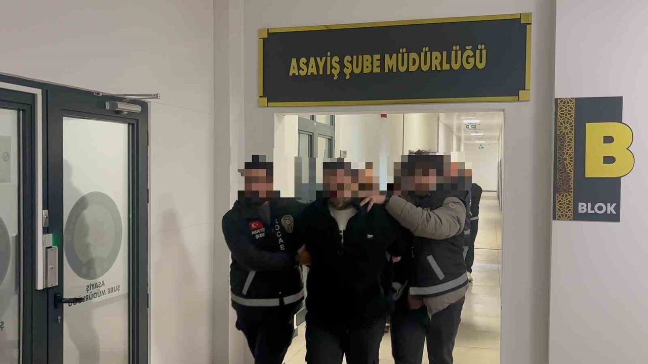 OLAYA İLİŞKİN GÖZALTINA ALINAN FURKAN K., ERTUĞRUL S. ÇIKARILDIKLARI MAHKEMECE TUTUKLANARAK...