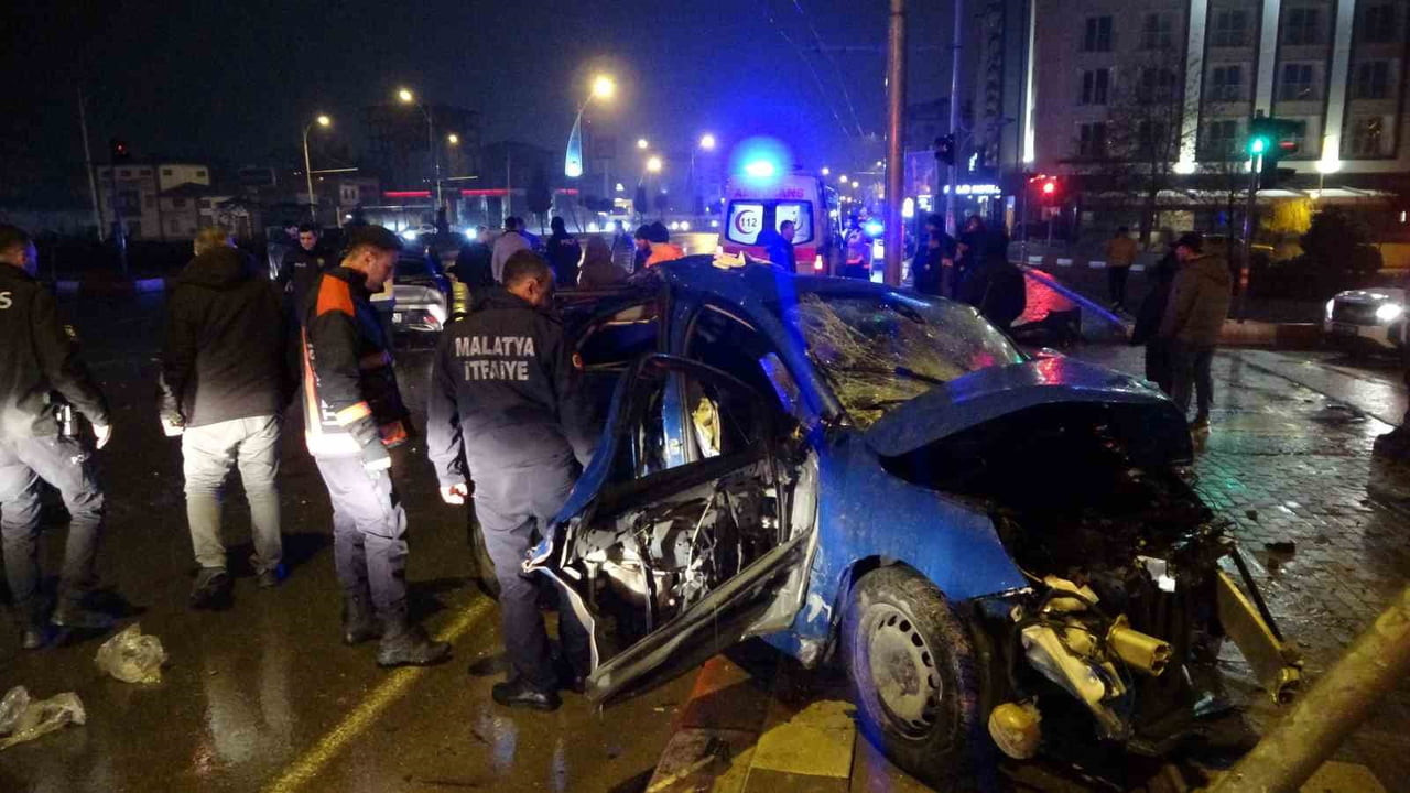 ÖLÜMLÜ TRAFİK KAZASI DAVASINDA KARAR: SANIĞA 8 YIL 3 AY HAPİS, TUTUKLAMA KARARI