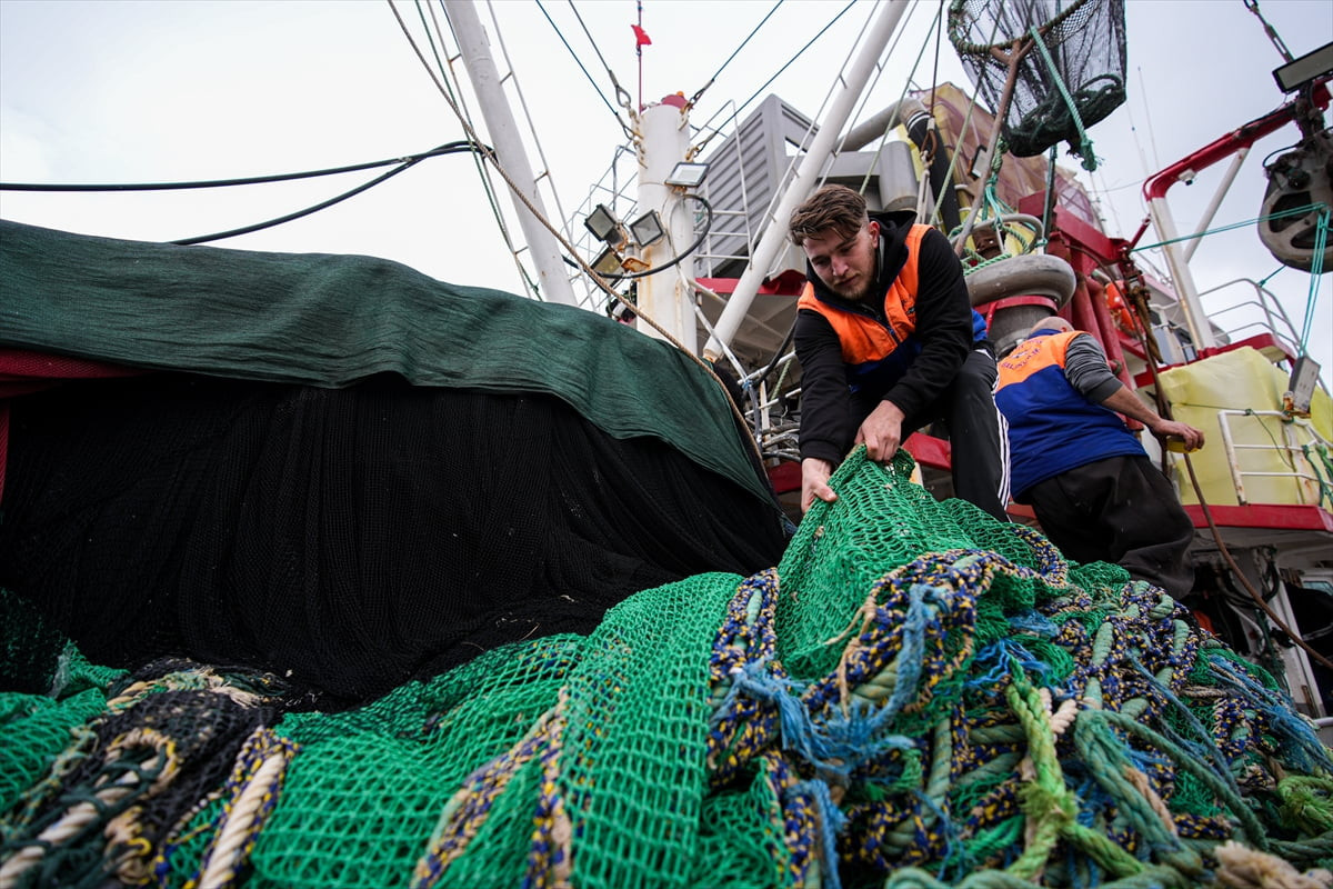 Olumsuz hava ve deniz koşulları nedeniyle ocak ve şubat aylarında günlerinin çoğunu limanda...