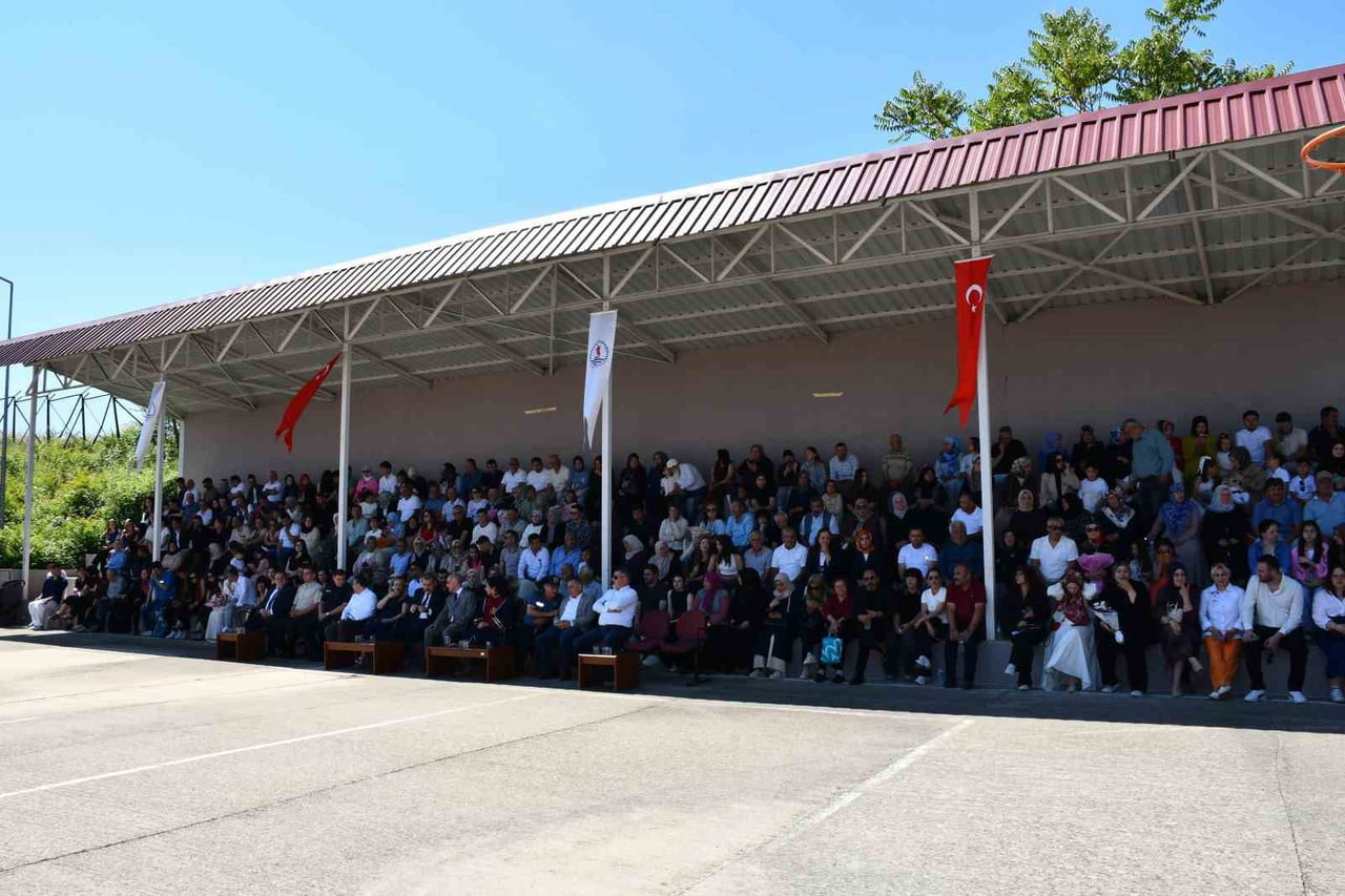 ONDOKUZ MAYIS ÜNİVERSİTESİ (OMÜ) VEZİRKÖPRÜ MESLEK YÜKSEKOKULU’NDA (MYO) 2025-2026 EĞİTİM-ÖĞRETİM...