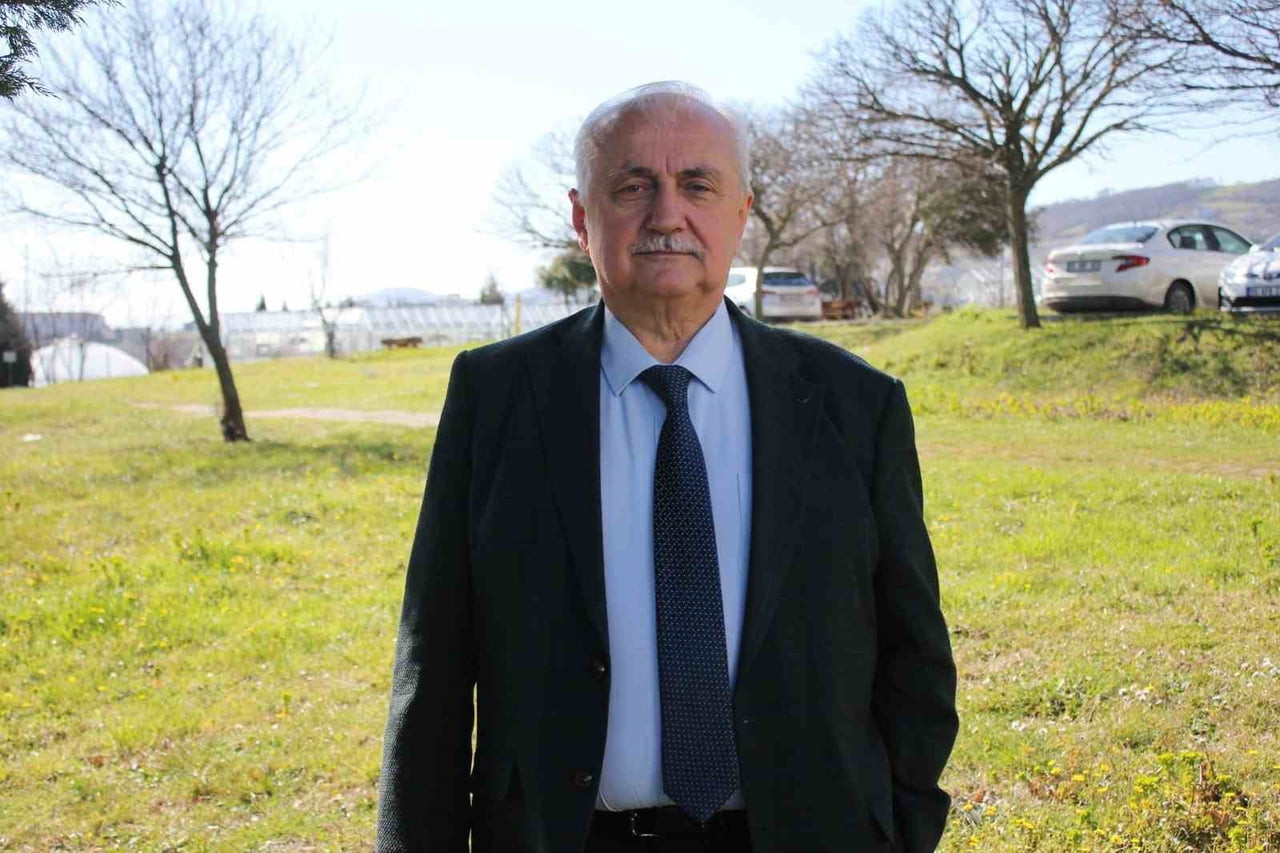 ONDOKUZ MAYIS ÜNİVERSİTESİ (OMÜ) ZİRAAT FAKÜLTESİ ÖĞRETİM ÜYESİ PROF. DR. YUSUF DEMİR, "FINDIK...