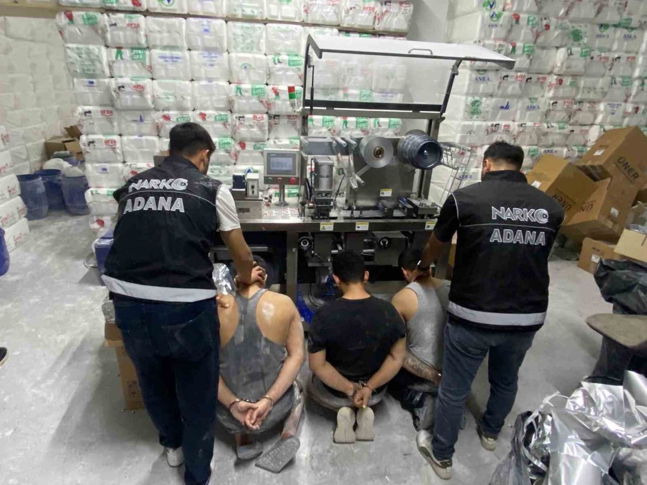 OPERASYONDA GÖZALTINA ALINAN 30 ŞÜPHELİDEN 22'Sİ TUTUKLANIRKEN 8 KİŞİ ADLİ KONTROL ŞARTIYLA...