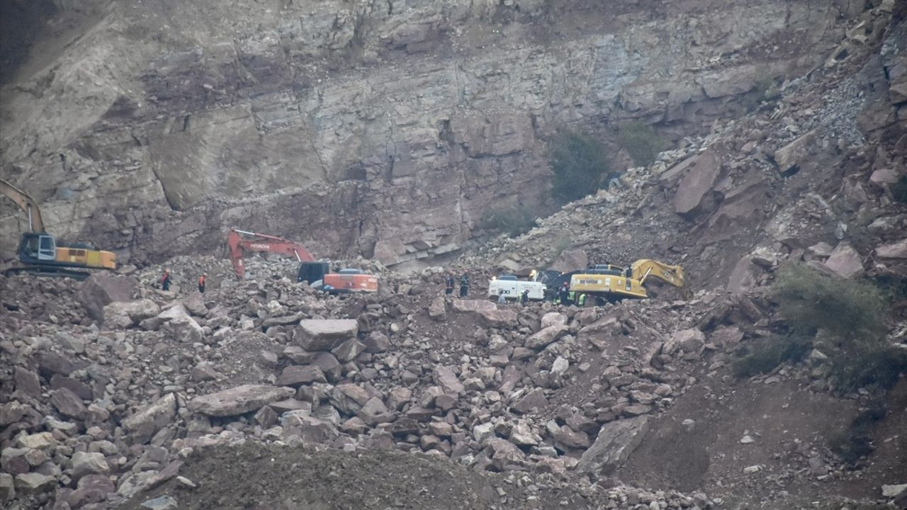 Ordu'da Taş Ocağında Göçük: İşçi Hayatını Kaybetti