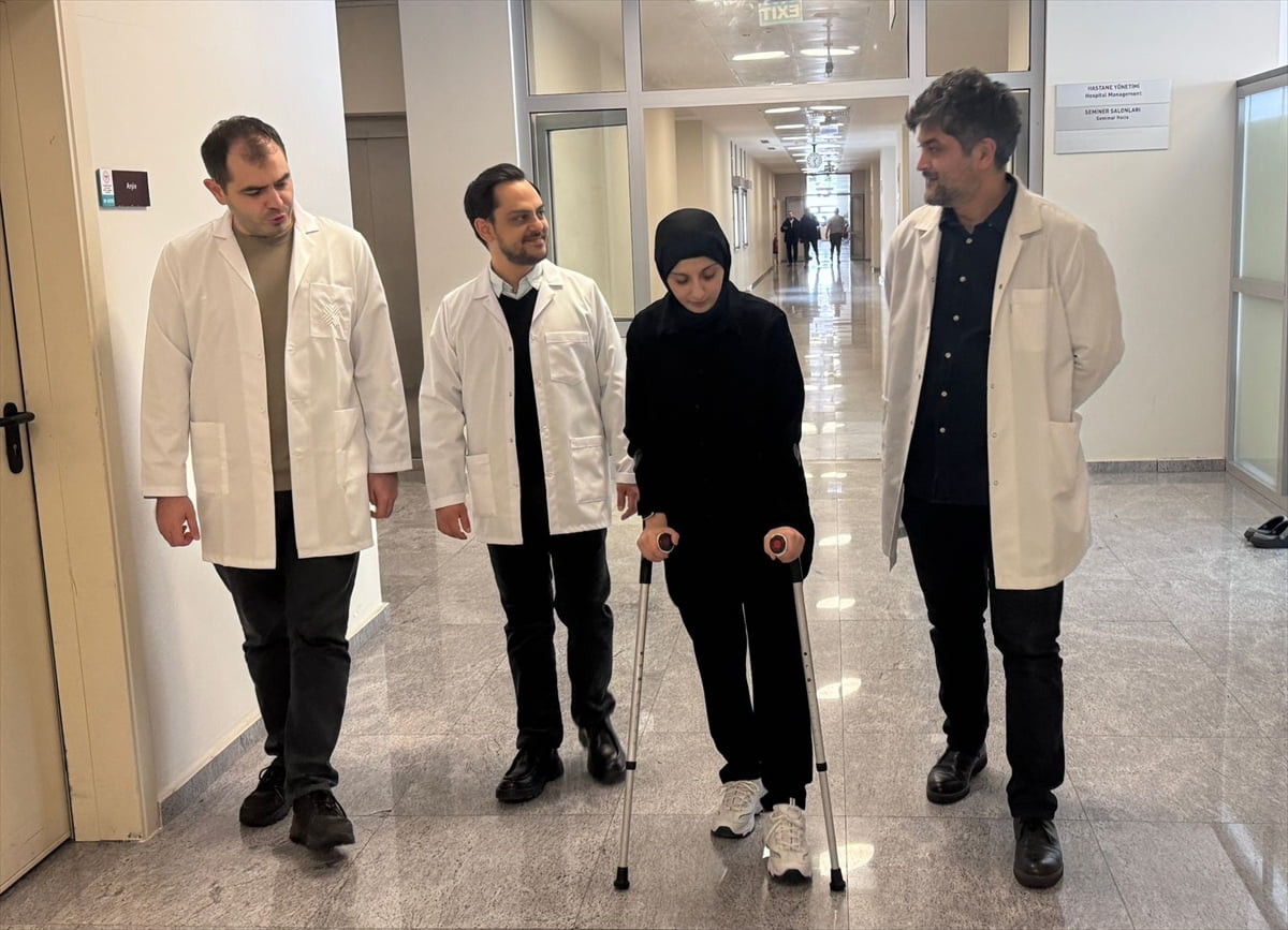 Ortopedi ve travmatoloji ile plastik cerrahi ekiplerinin ortak çalıştığı ileri düzey cerrahi...