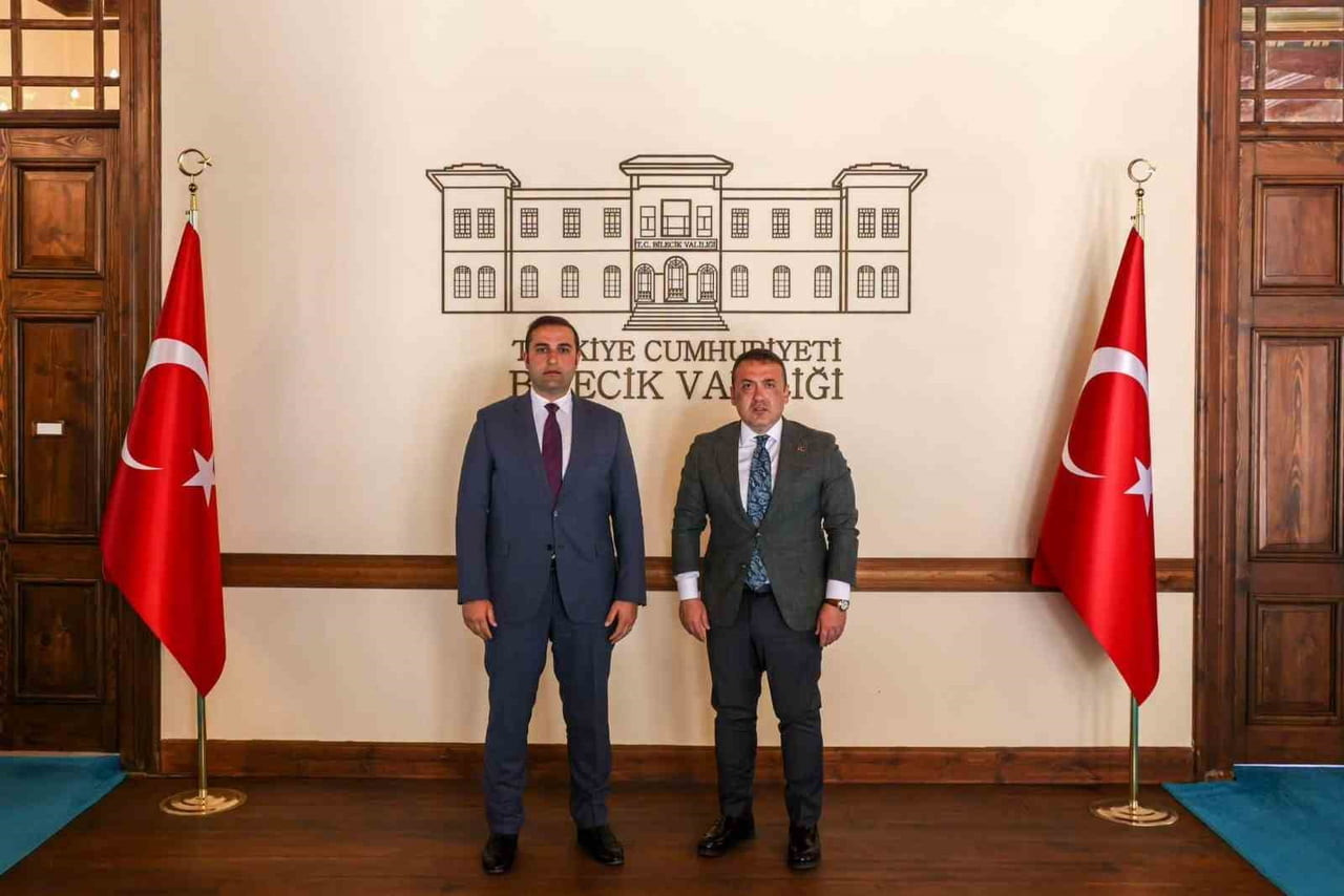OSMANELİ KAYMAKAMI TAHİR YILMAZ GÖREVİNE BAŞLADI
