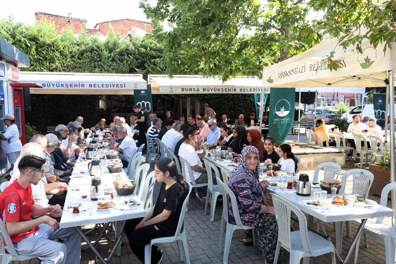 OSMANGAZİ BELEDİYE BAŞKANI ERKAN AYDIN, MAHALLE BULUŞMALARI KAPSAMINDA ALEMDAR MAHALLESİ’NDE...