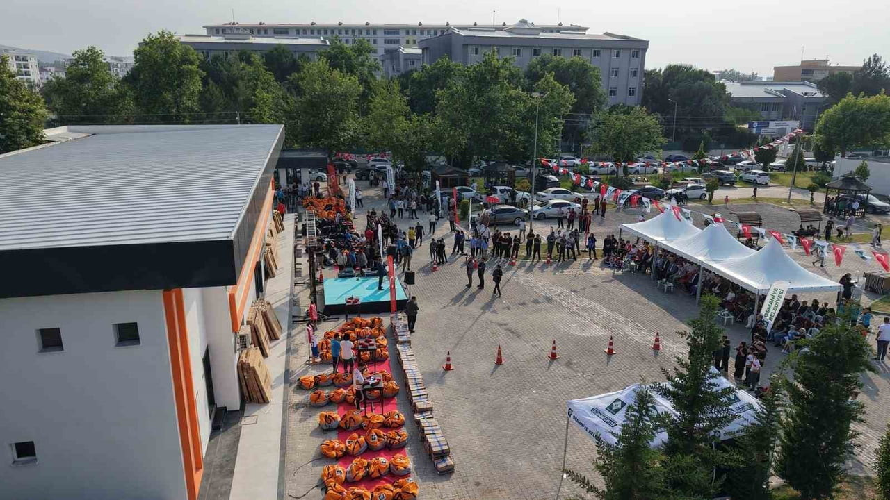 OSMANİYE BELEDİYESİNDEN EĞİTİME VE SPORA 4 MİLYON TL’LİK DESTEK
