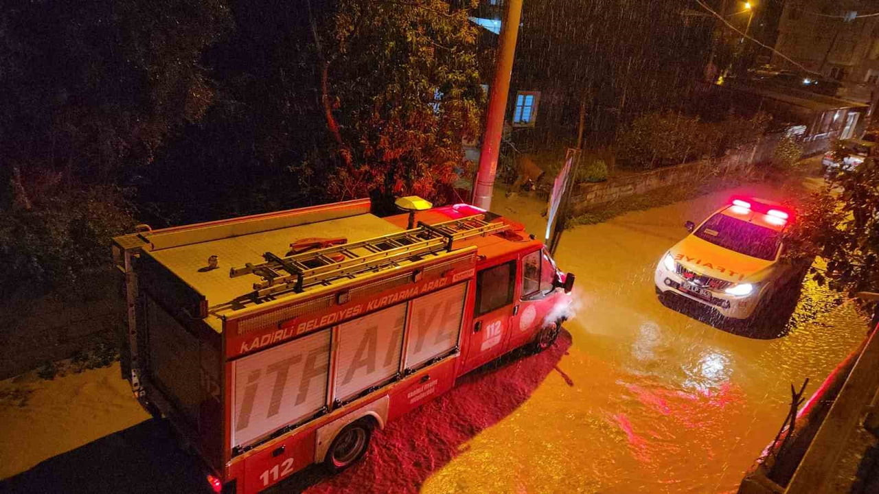 OSMANİYE KADİRLİ SAĞANAK YAĞIŞ