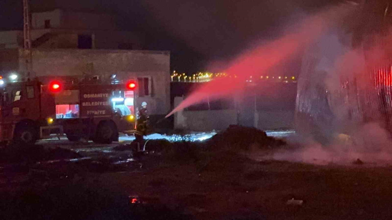 OSMANİYE YANGIN SÖNDÜRÜLDÜ