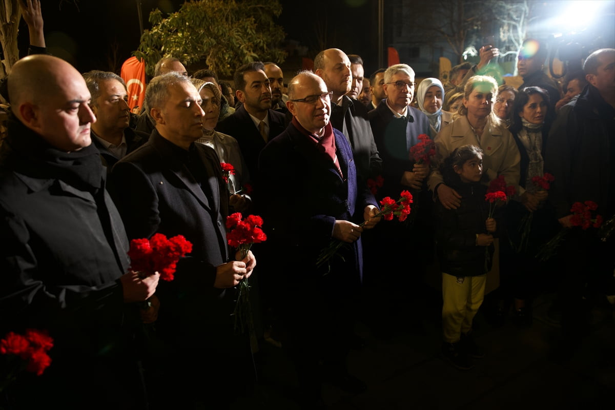 Osmaniye'de 6 Şubat 2023'teki depremlerde hayatını kaybedenler için anma programı düzenlendi.