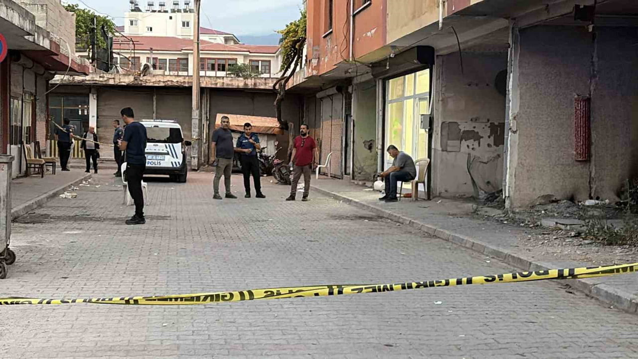 OSMANİYE’DE ÇIKAN BIÇAKLI KAVGADA 1 KİŞİ ÖLDÜ