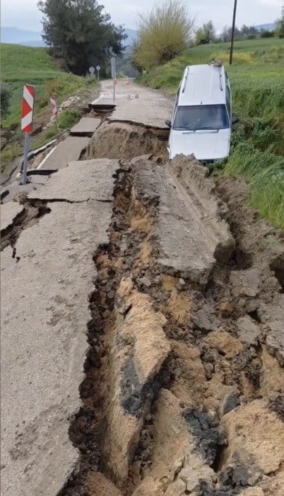 OSMANİYE’DE YOĞUN YAĞIŞ YOLLARI ÇÖKERTTİ, BAZI GÜZERGAHLAR ULAŞIMA KAPANDI