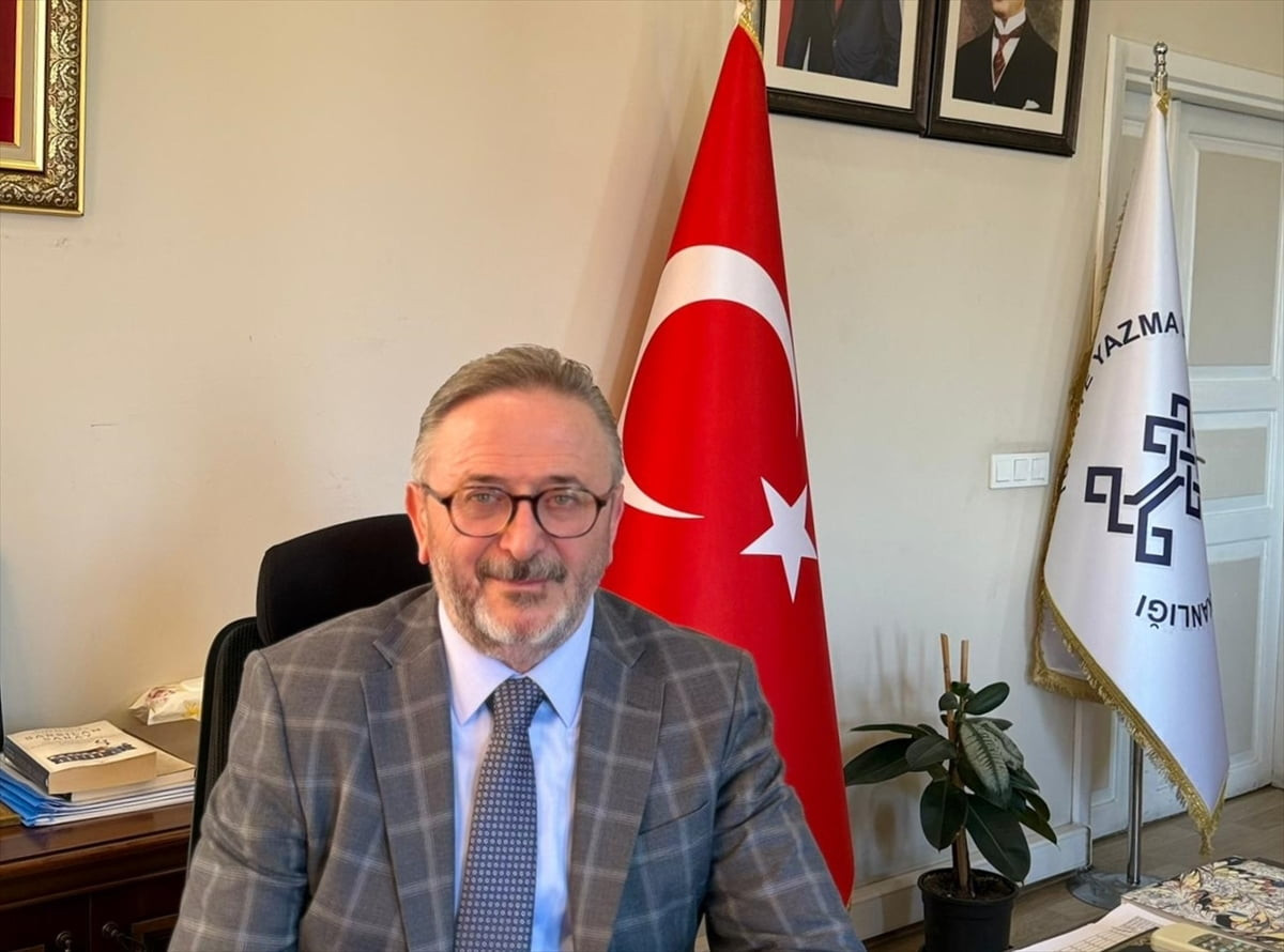 Osmanlı Devleti şeyhülislamı, kazasker, müderris ve "Lehcetü'l-Lügat" adlı sözlüğün yazarı Mehmed...