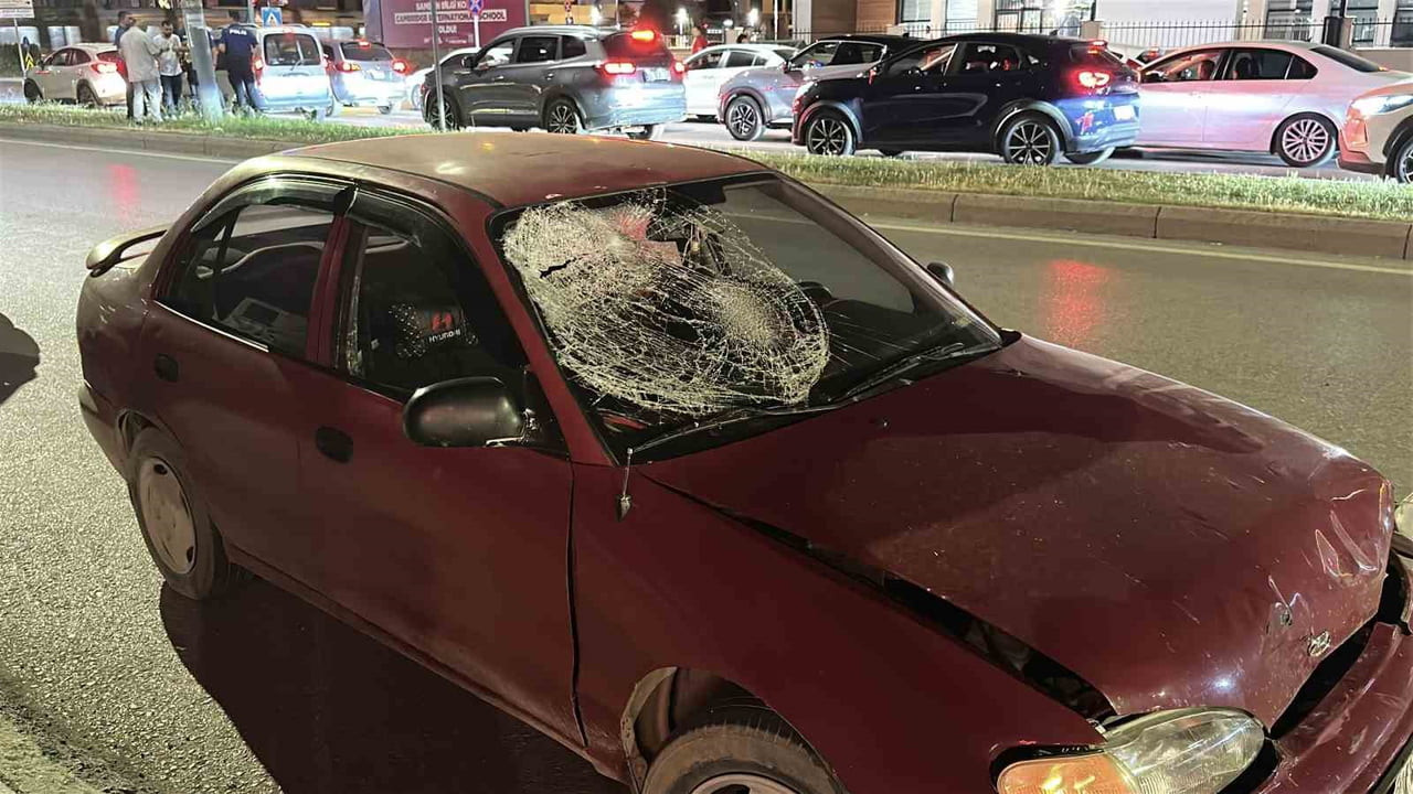 OTOMOBİL İLE MOTOSİKLET ÇARPIŞTI:1 YARALI
