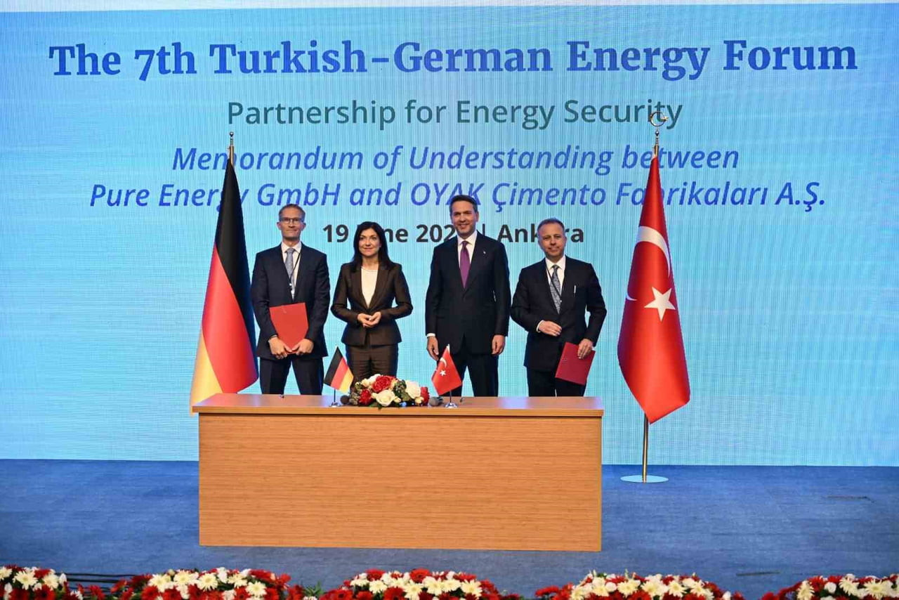 OYAK ÇİMENTO İLE ALMANYA MERKEZLİ TEMİZ TEKNOLOJİ ŞİRKETİ PURE ENERGY, 7’NCİ TÜRK-ALMAN ENERJİ...