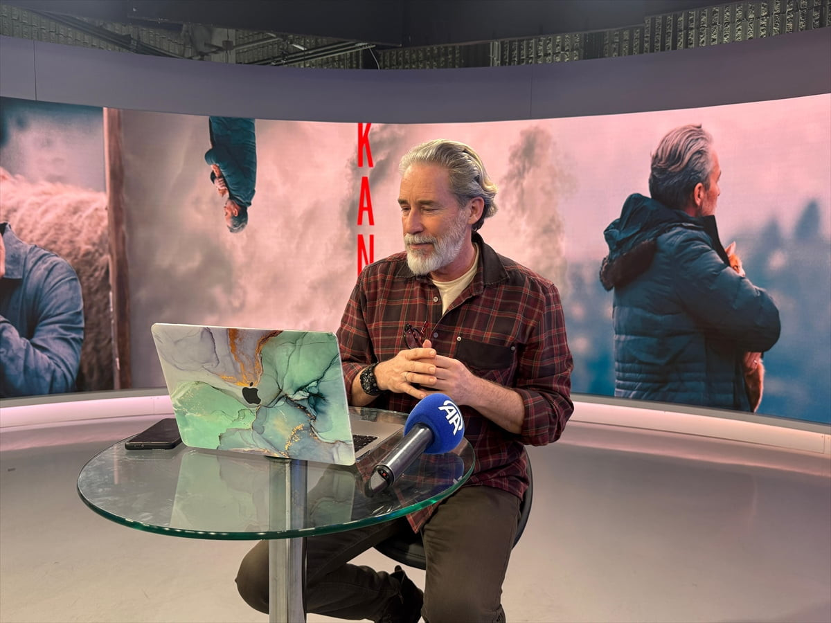 Oyuncu Sinan Albayrak, Anadolu Ajansının (AA) gözünden 2025'e damga vuran olaylara ait...