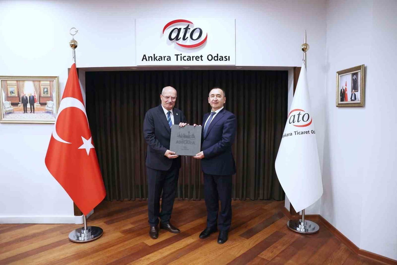 ÖZBEKİSTAN CUMHURİYETİ'NİN ANKARA BÜYÜKELÇİSİ İLKHOM KHAYDAROV, ATO BAŞKANI GÜRSEL BARAN'I...