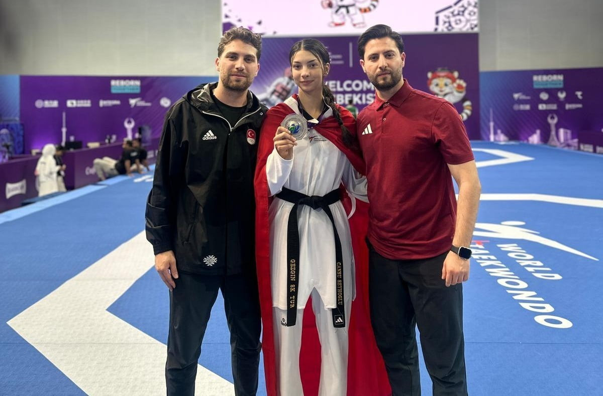 ÖZBEKİSTAN'IN TAŞKENT KENTİNDE DÜZENLENEN DÜNYA GENÇLER TAEKWONDO ŞAMPİYONASI'NDA 59 KİLOGRAMDA...