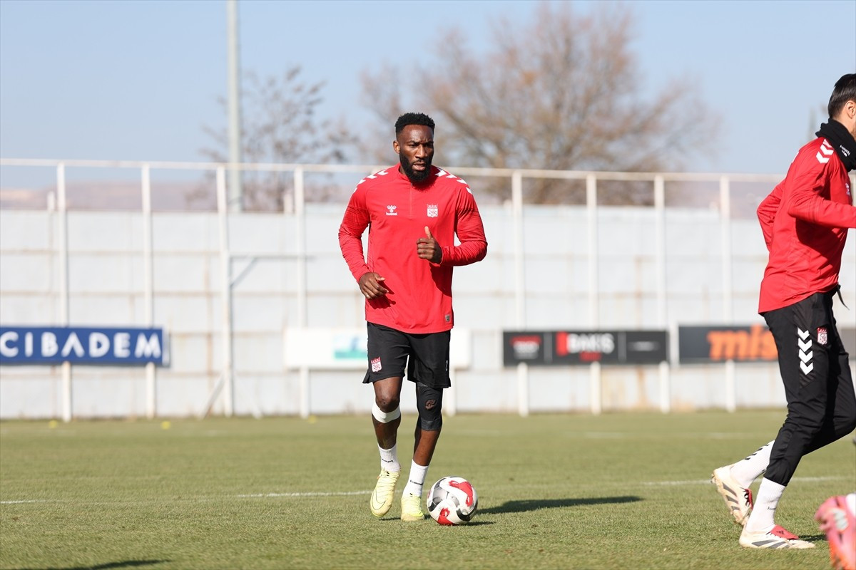 Özbelsan Sivasspor, Trendyol 1. Lig'in 15. haftasında sahasında Boluspor ile oynayacağı maçın...