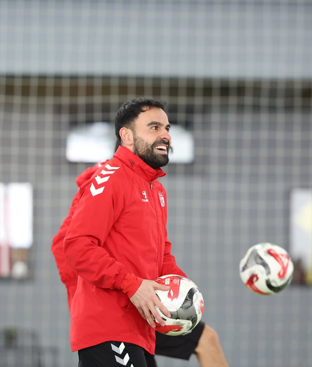 Özbelsan Sivasspor, Trendyol 1. Lig'in 22. haftasında Amed Sportif Faaliyetler ile yapacağı maçın...