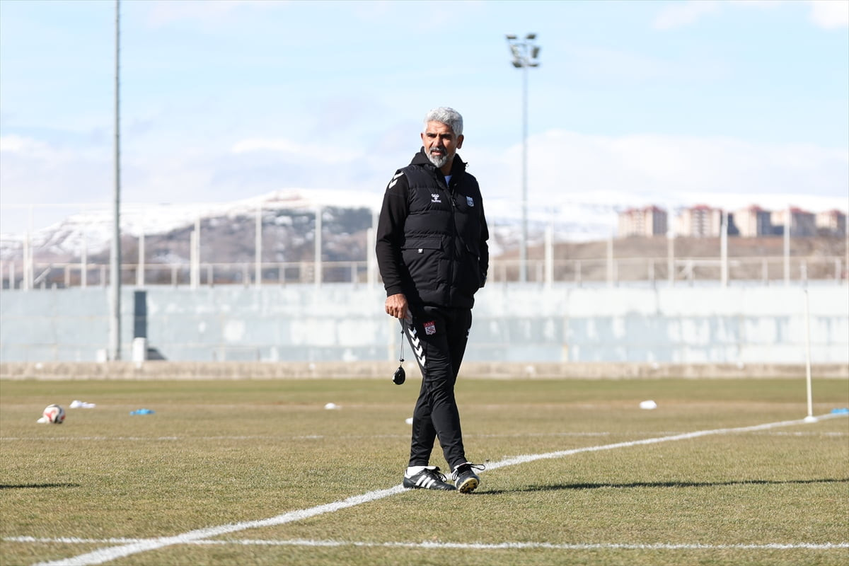 Özbelsan Sivasspor, Trendyol 1. Lig'in 25. haftasında sahasında İmaj Altyapı Vanspor FK ile...