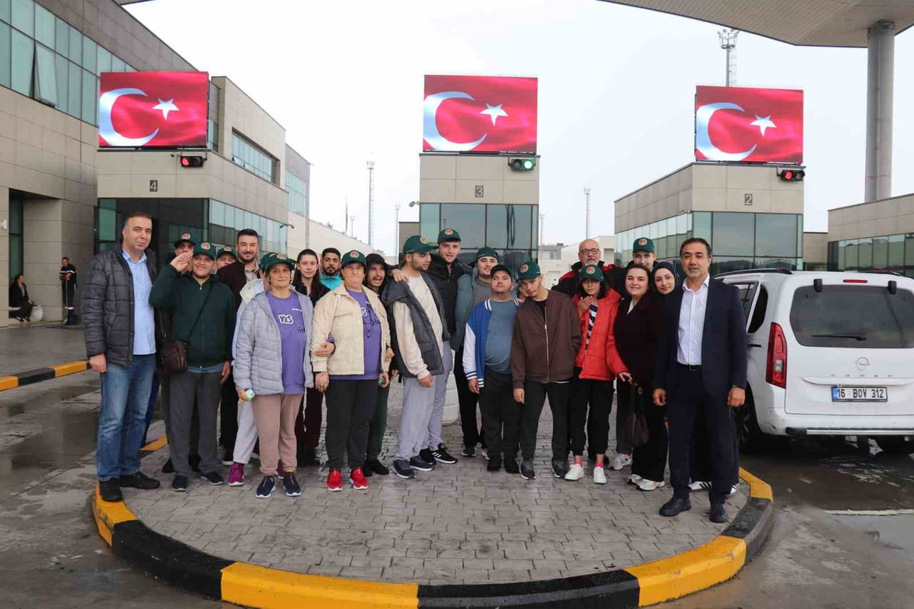 ÖZEL BAKIM MERKEZİ SAKİNLERİ İPSALA GÜMRÜK KAPISI'NDA AĞIRLANDI.